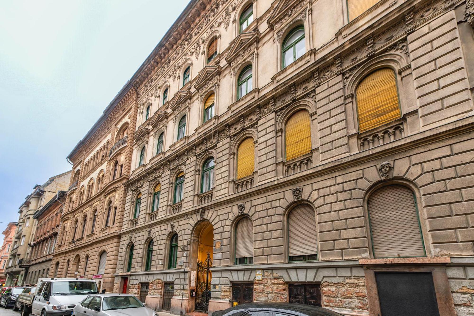 Historical Building Brody Apartment Budapest Eksteriør bilde